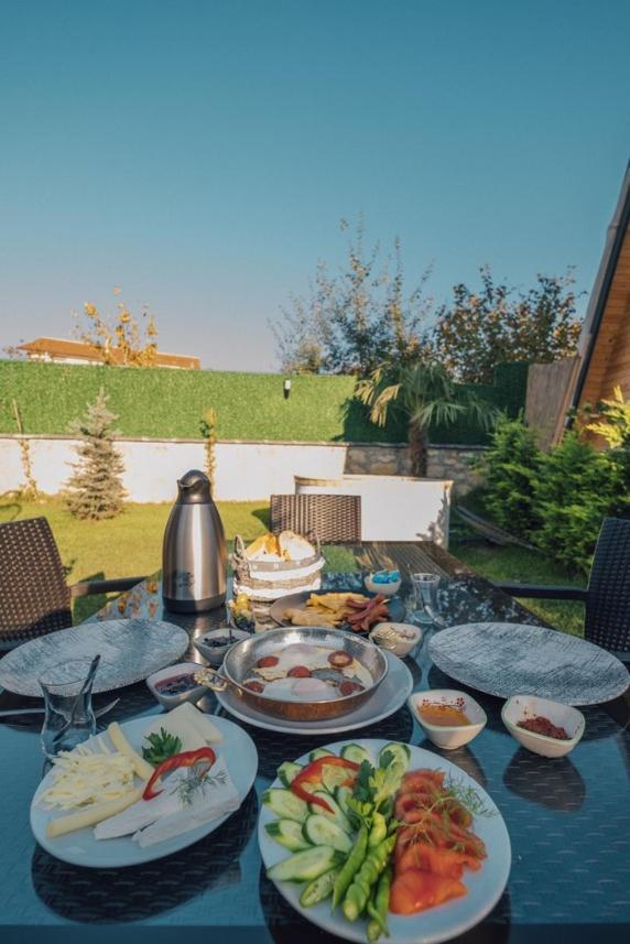 Karmatte Bungalow Kartepe Exteriér fotografie